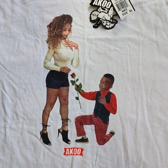 Rare Akoo Graphic Tee with Young Man On His Knee - Picture 2 of 6